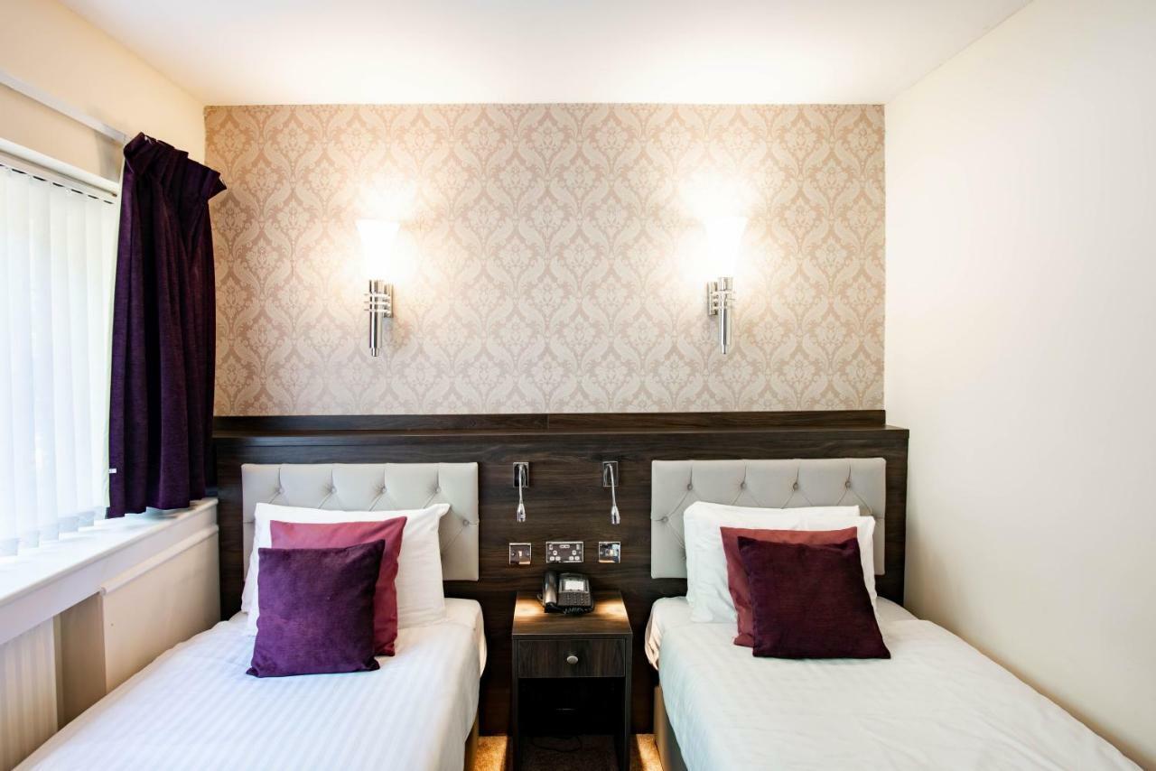 Standard Twin Room - Non-Smoking