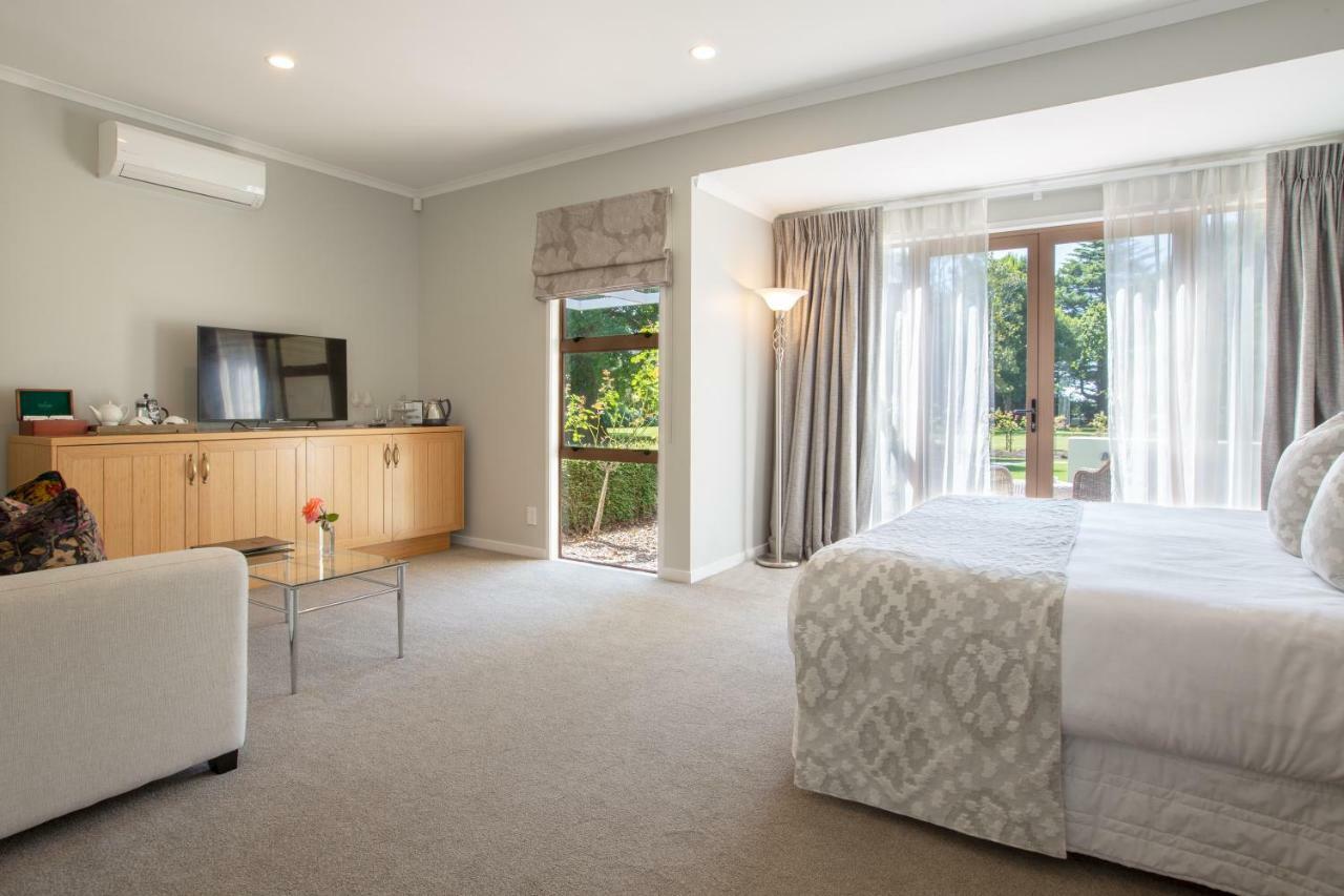 Executive Twin Suite