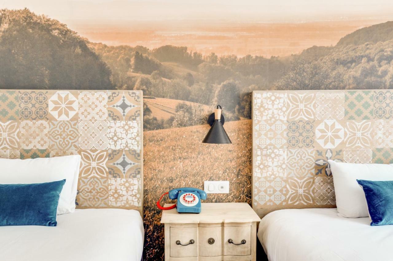 Large Twin Room