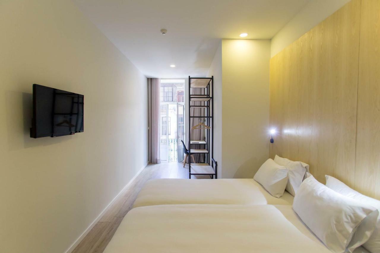 Standard Twin Room,836126252:JPEG