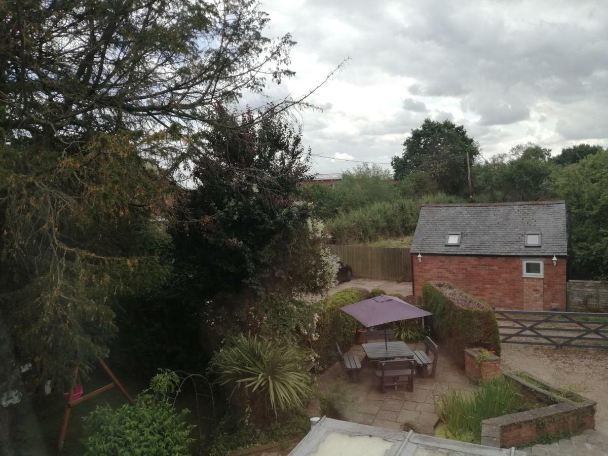 Double Room with Private Bathroom,836716979:JPEG
