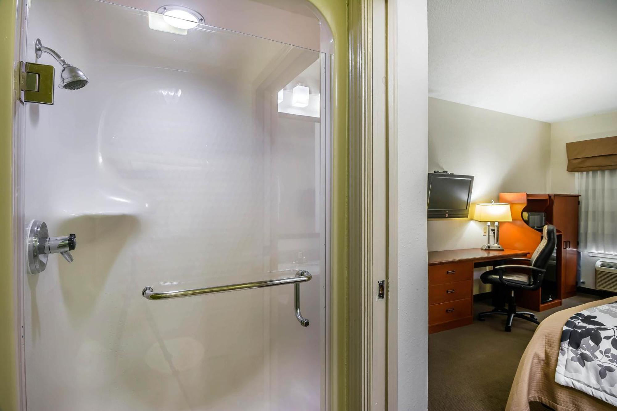 Double Room with Two Double Beds - Non-Smoking