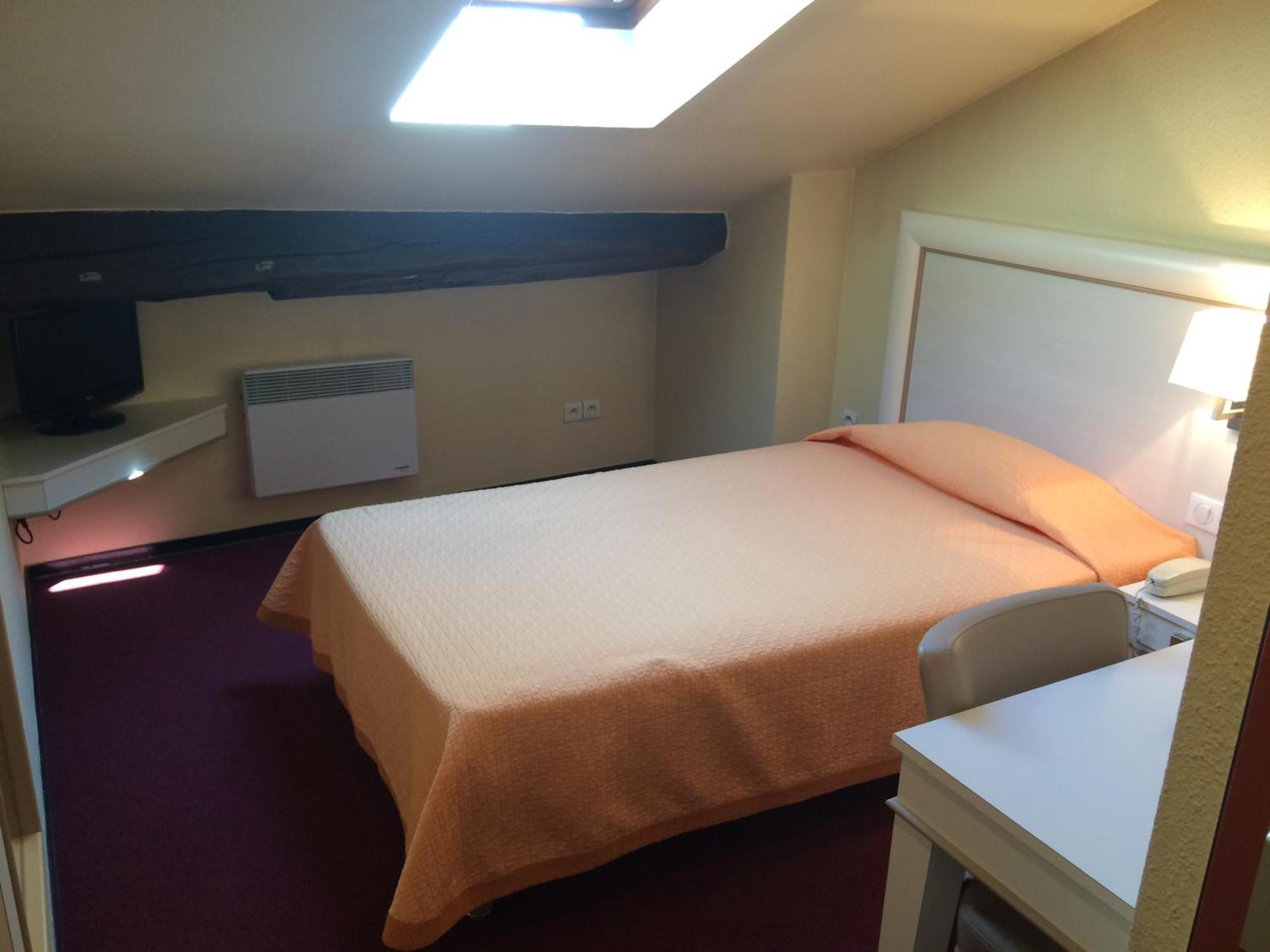 Economy Single Room