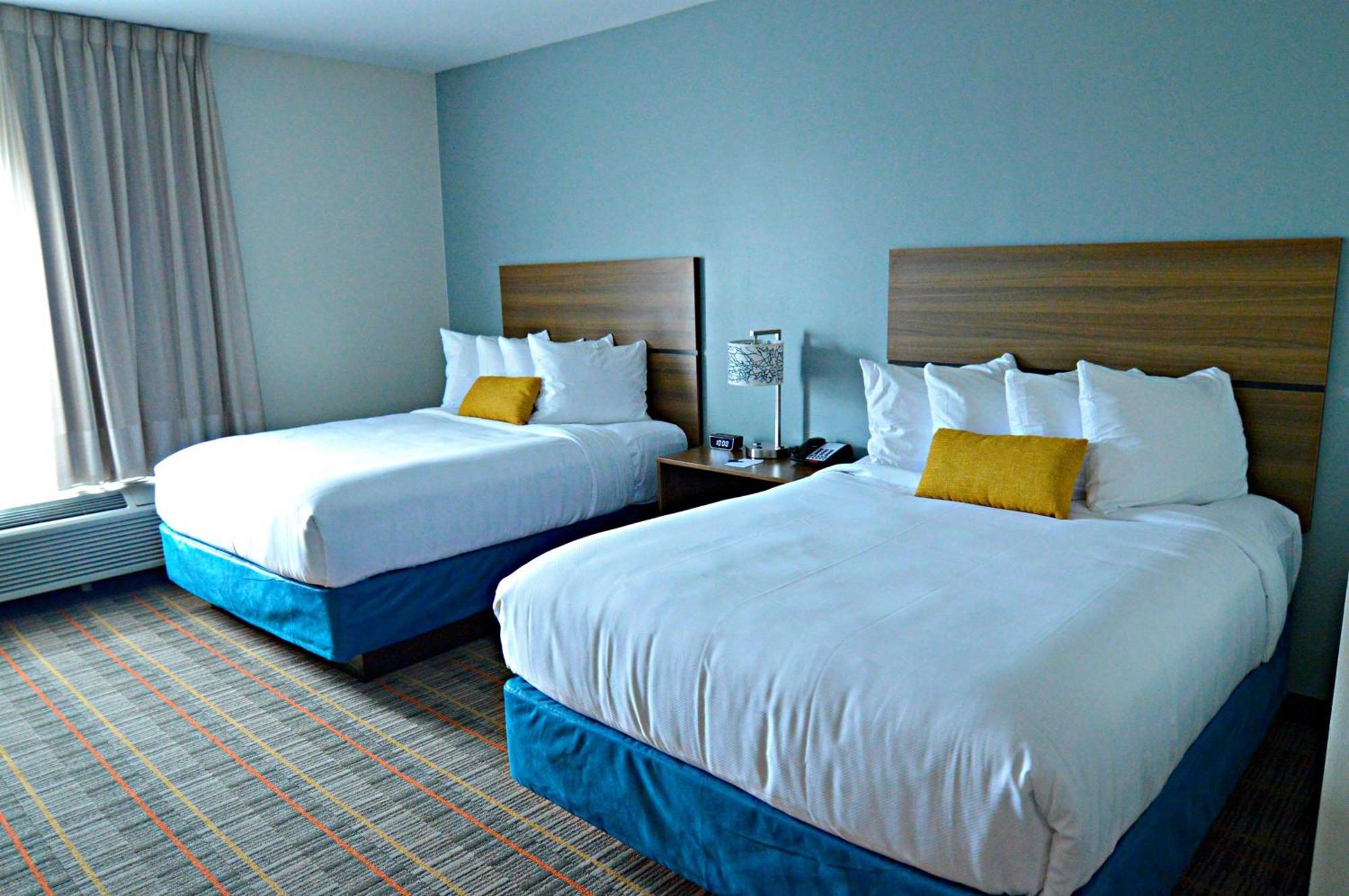 Queen Room with Two Queen Beds and Kitchenette - Non-Smoking
