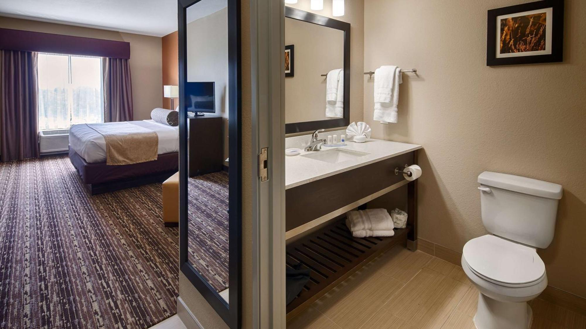 King Room - Non-Smoking