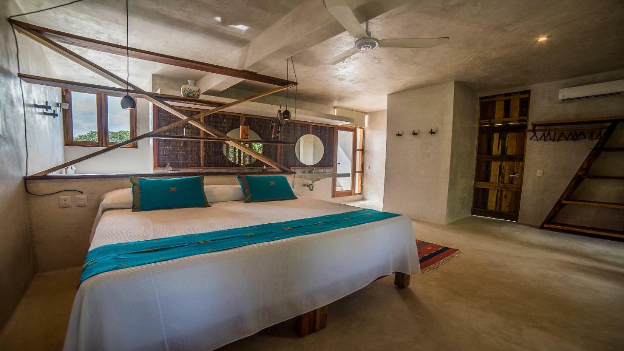 Master Plunge Pool Panoramic View