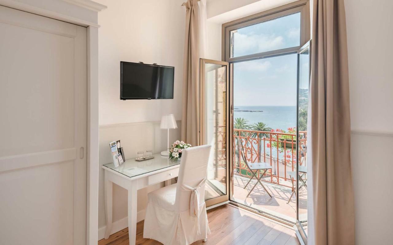 Chambre Double ou Lits Jumeaux - Vue sur Mer