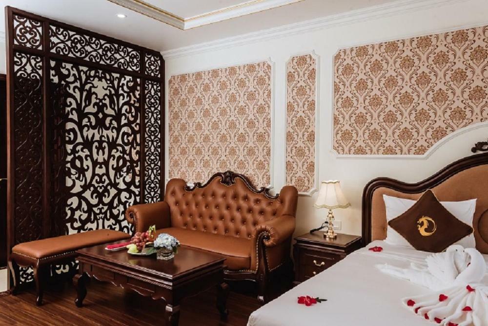 Junior Suite with King Bed