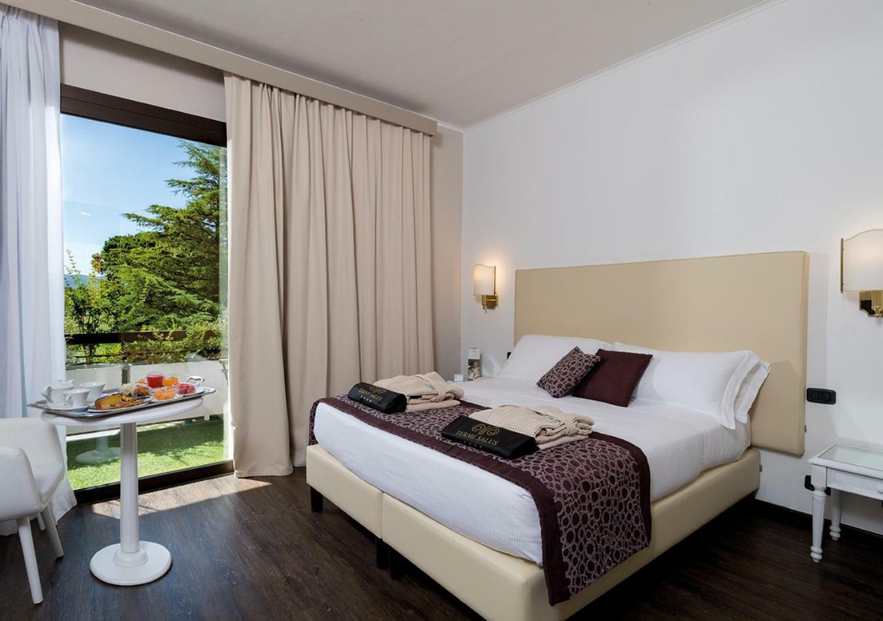 Deluxe Double Room with Spa Access and Pool View