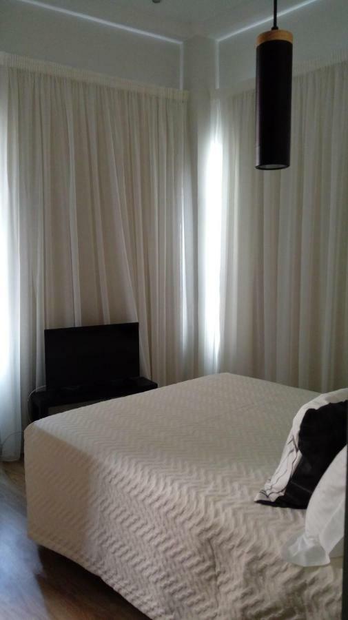 Standard Double Room - Melpomene