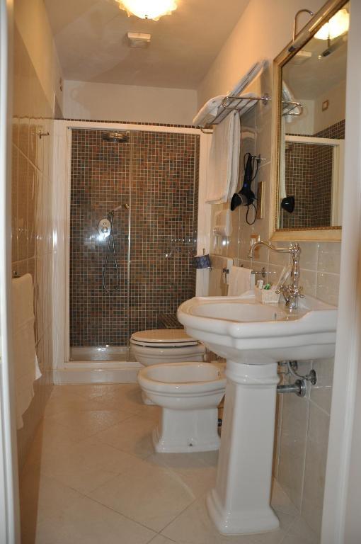 Classic Double or Twin Room