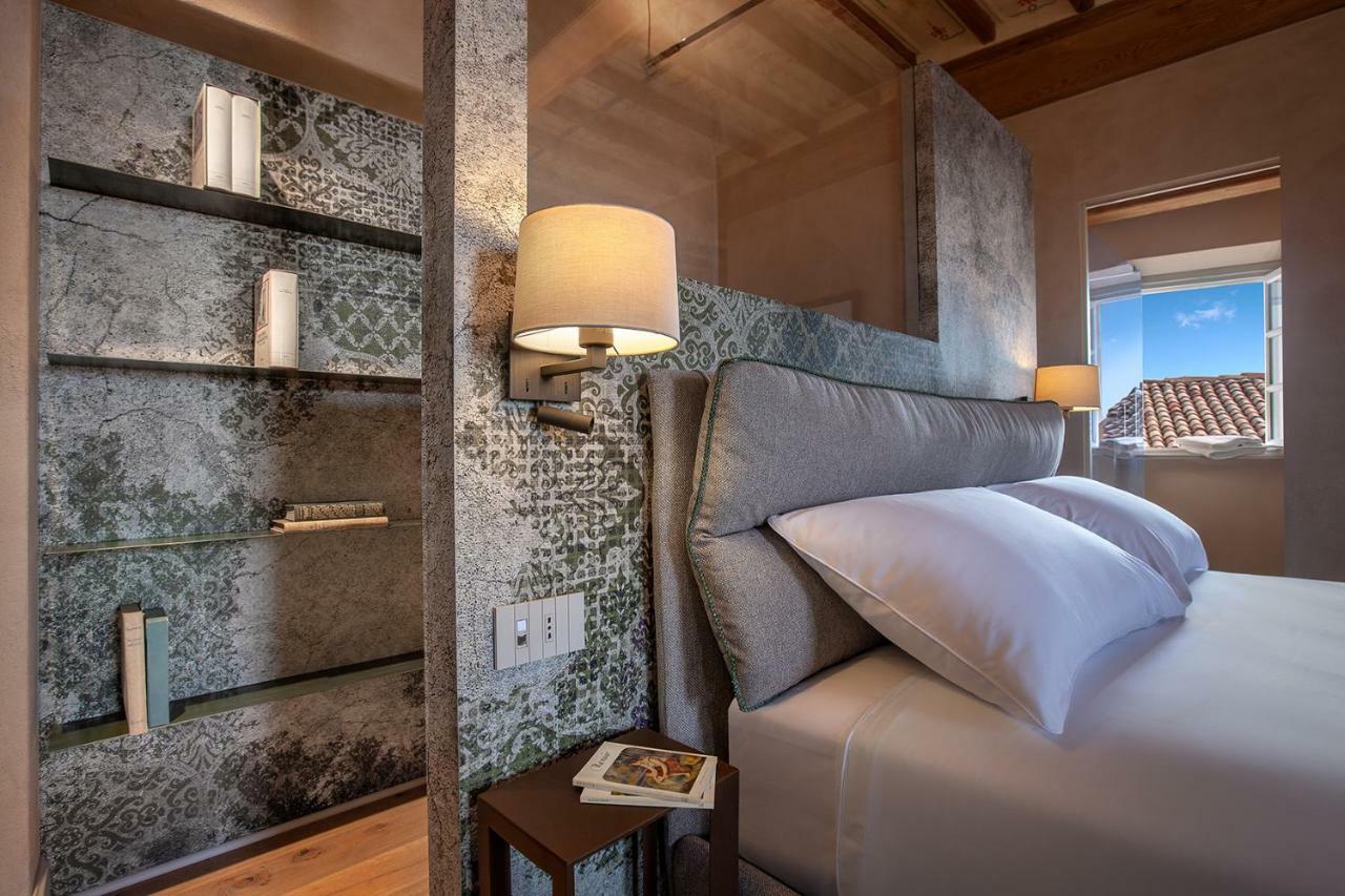 Junior Suite with Balcony