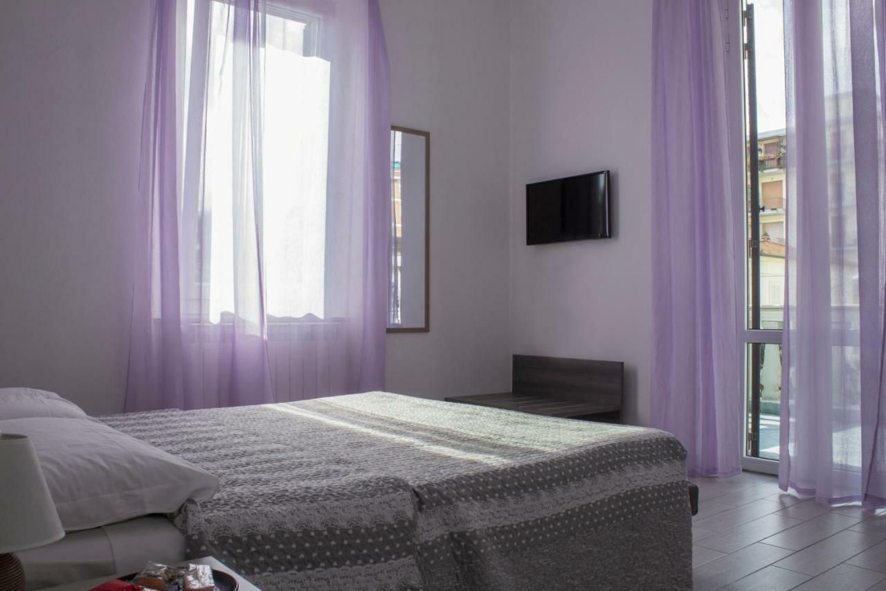 Double Room with Balcony (3 Adults)