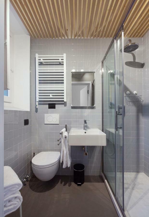Doppelzimmer mit Balkon