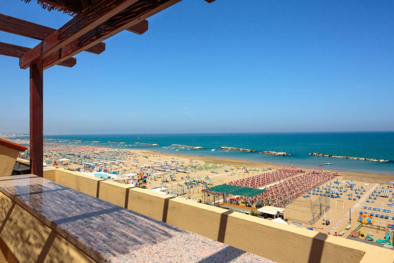 One-Bedroom Apartment with Sea View and Terrace