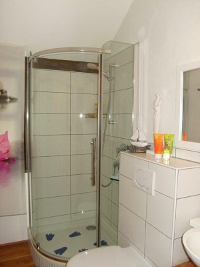 Doppelzimmer mit eigenem externen Bad
