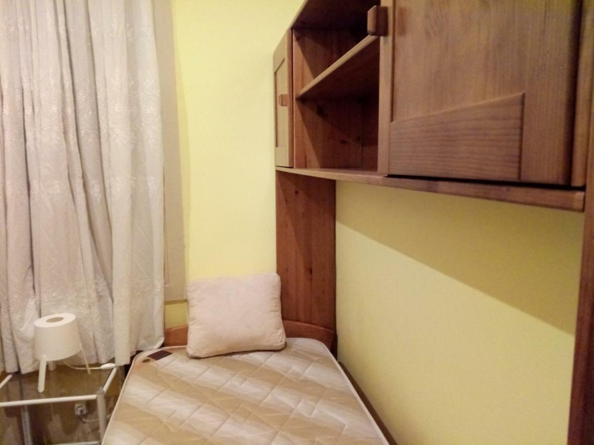 Single Room,854148263:JPEG