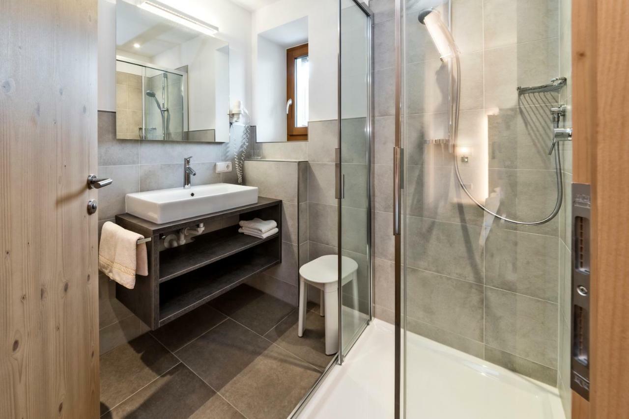 Doppelzimmer mit Balkon