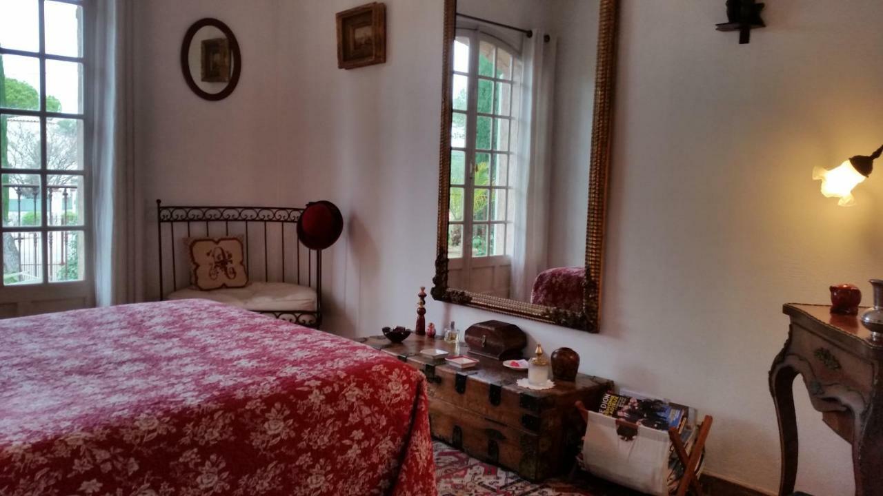 Doppelzimmer mit Gartenblick
