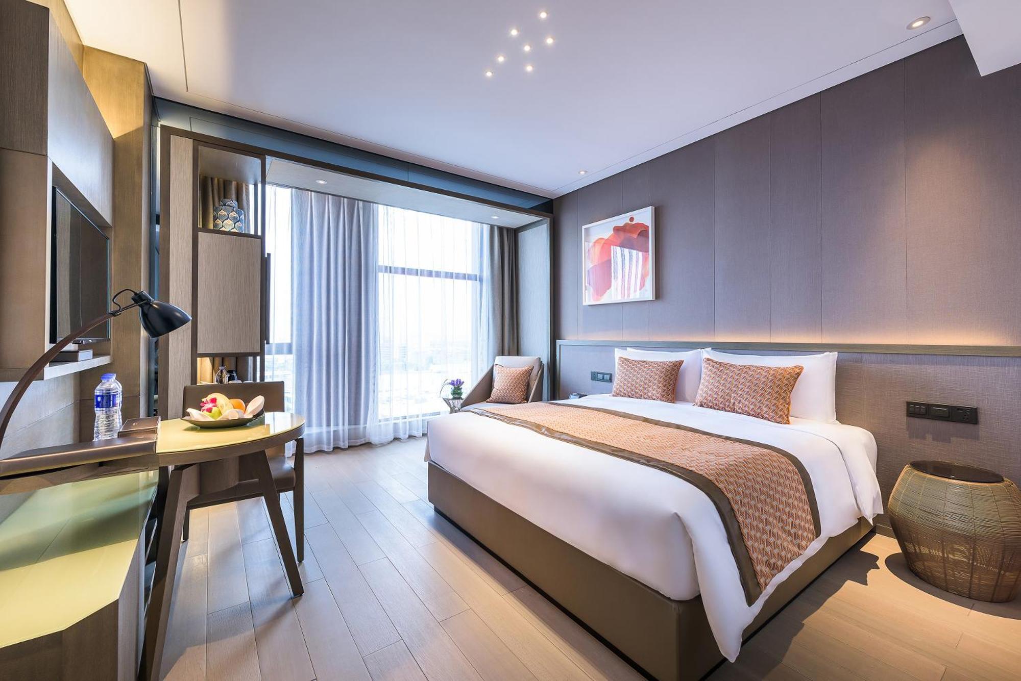 Premier King Room