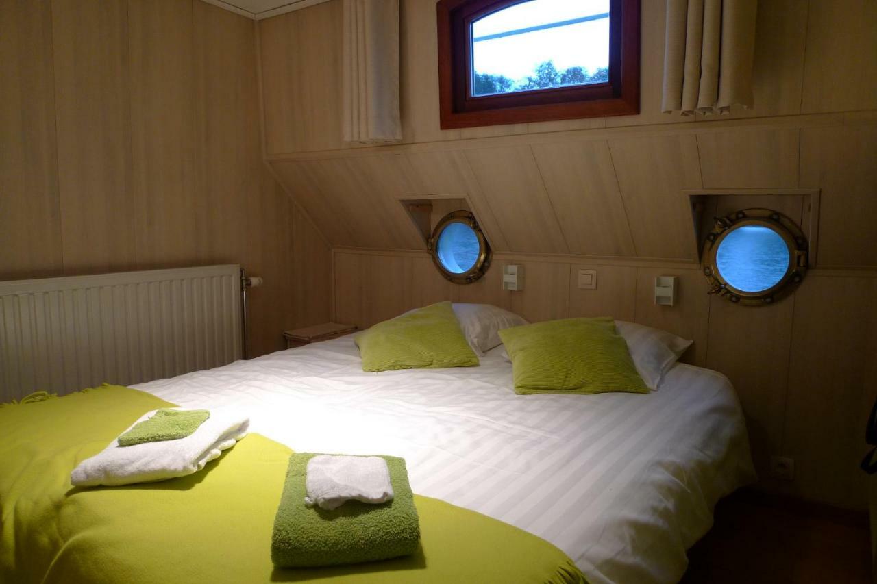 Double Room,857832233:JPEG