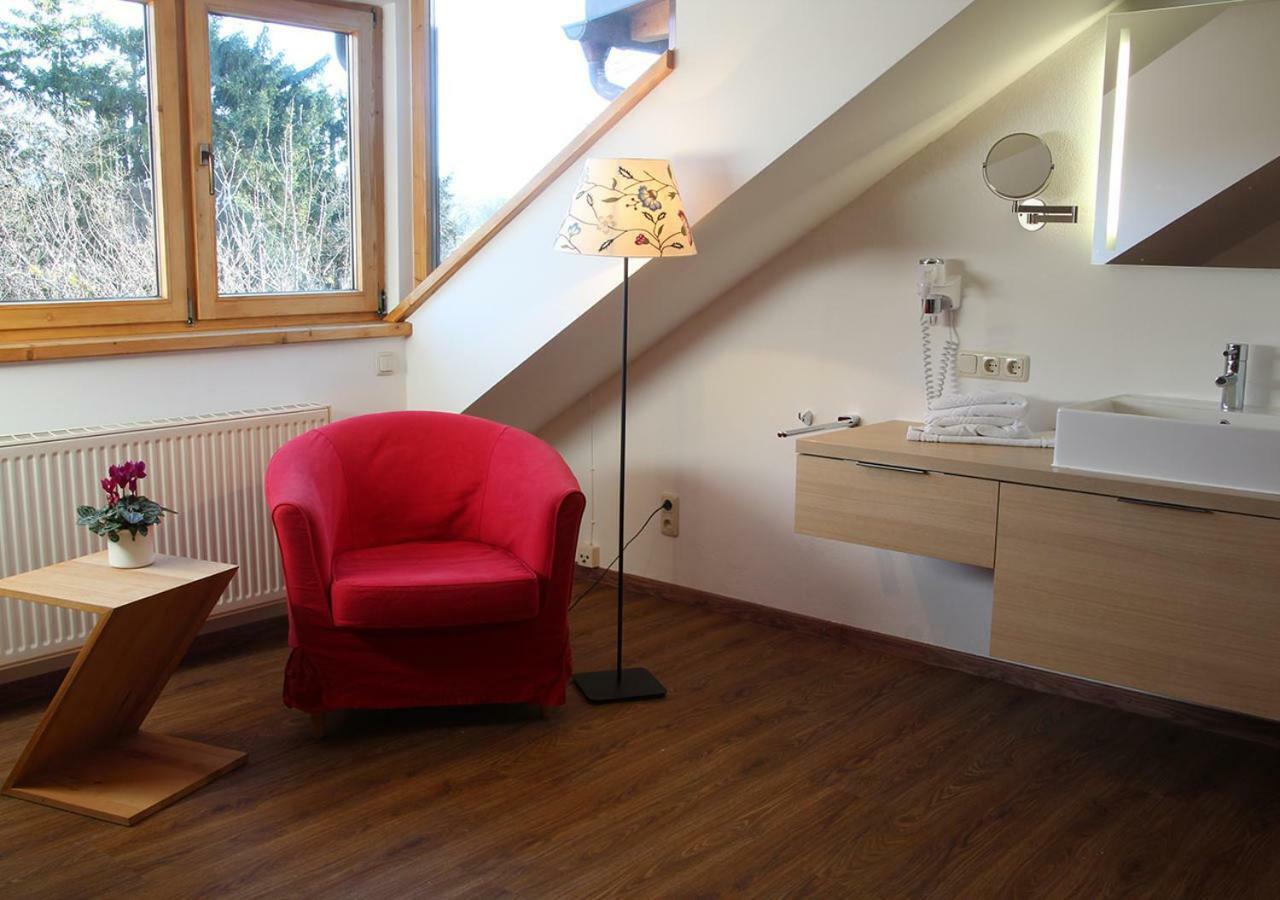 Studio-Apartment mit Gartenblick
