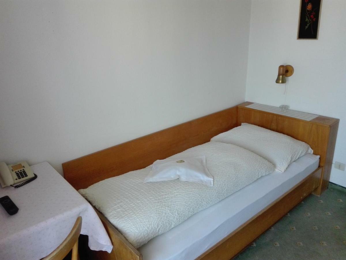 Single Room Balcony