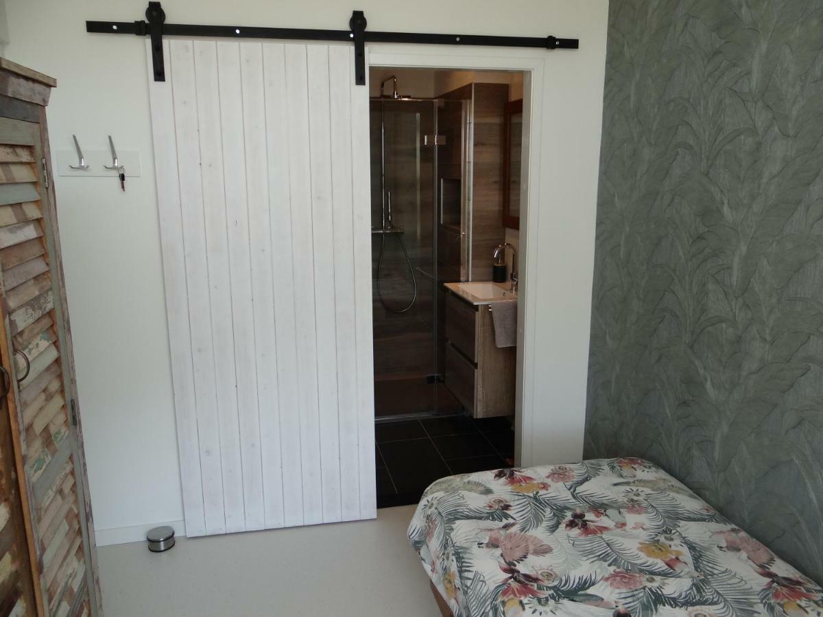 Single Room Shower,901775836:JPEG