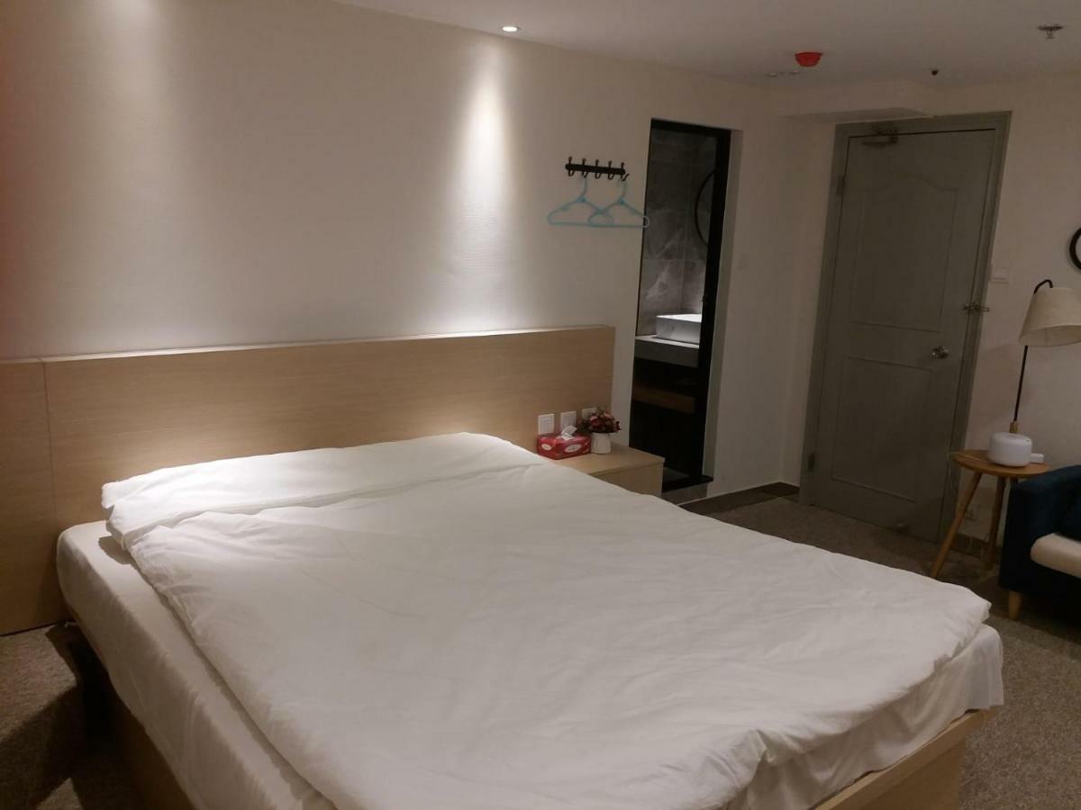 Quarto Standard com Cama de Casal ou 2 de Solteiro