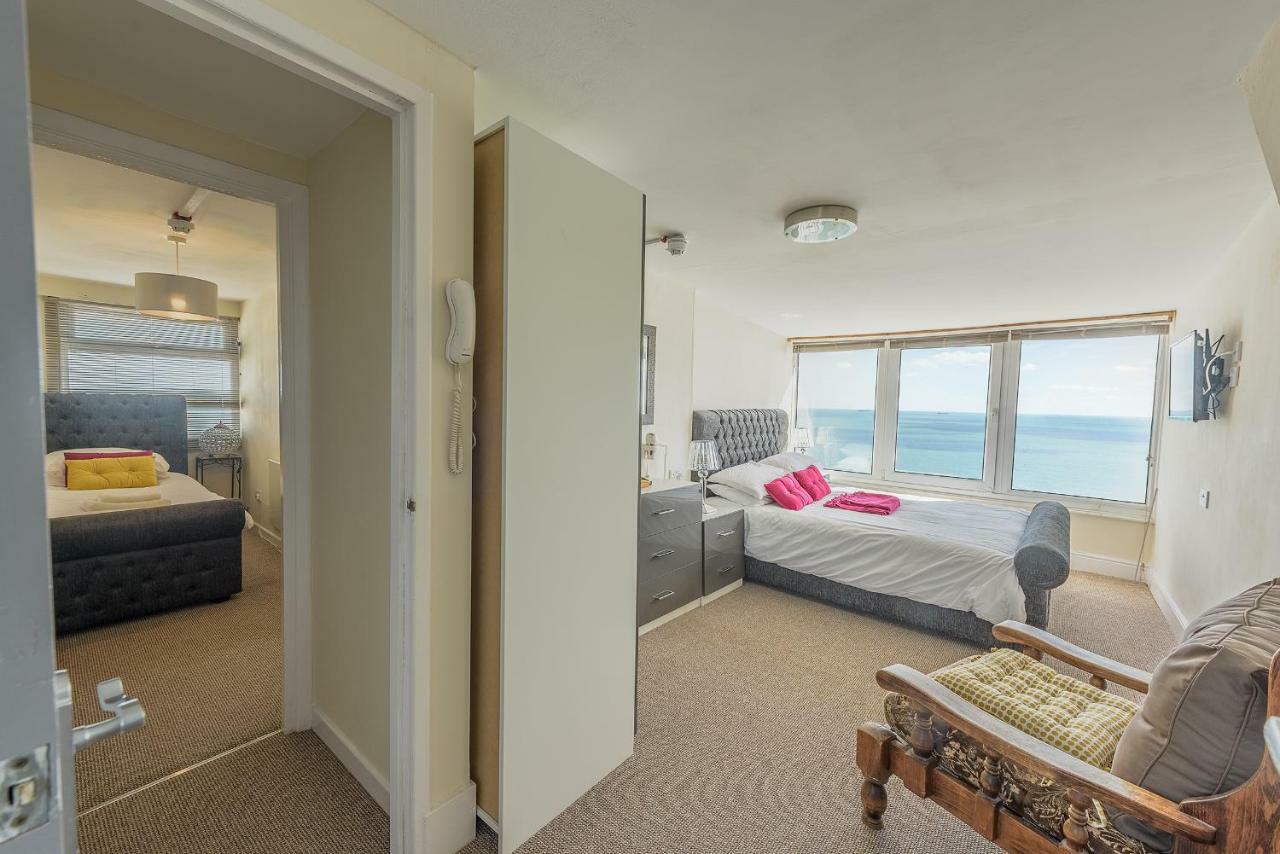 Penthouse Sea view Family Suite