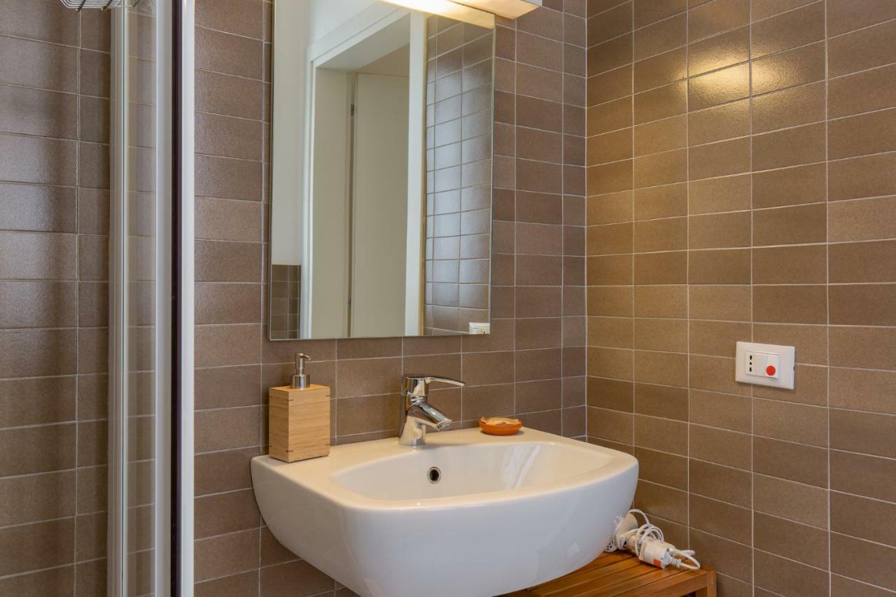 Double or Twin Room with Private Bathroom
