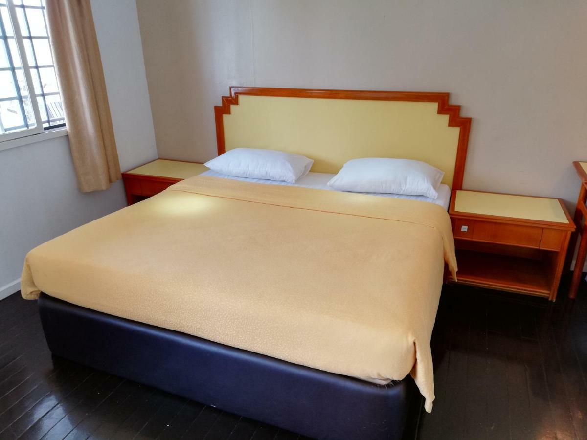 King Room with Mountain View