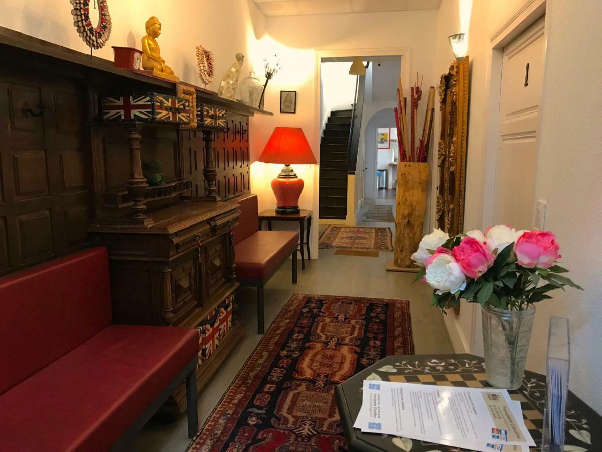 Chambre Double ou Lits Jumeaux avec Salle de Bains Privative