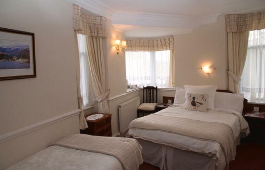 Deluxe Family Room