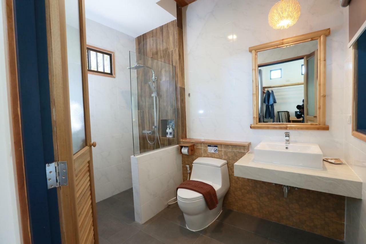 Deluxe Villa,897640057:JPEG