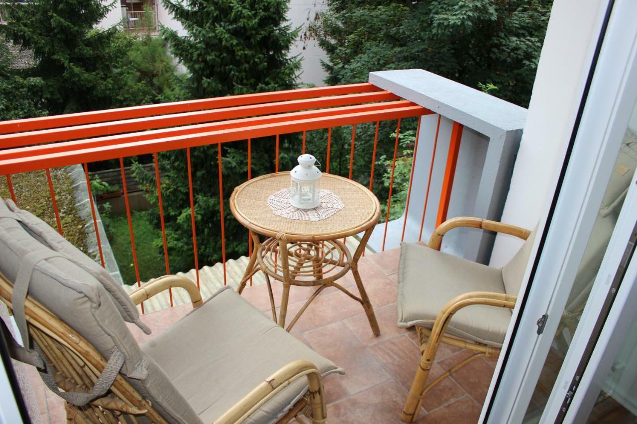 Deluxe Twin Lake View Room with Balcony