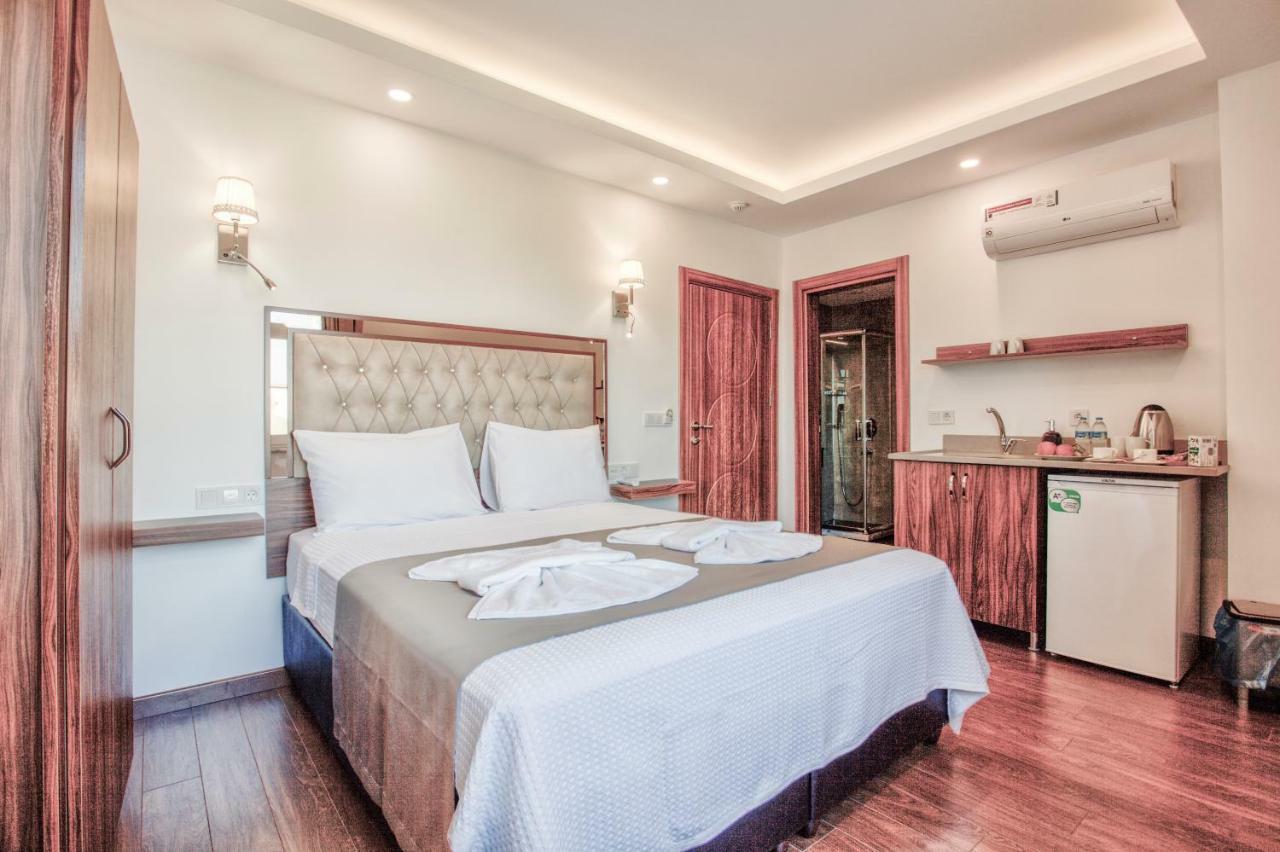 Double Room Partial Sea View