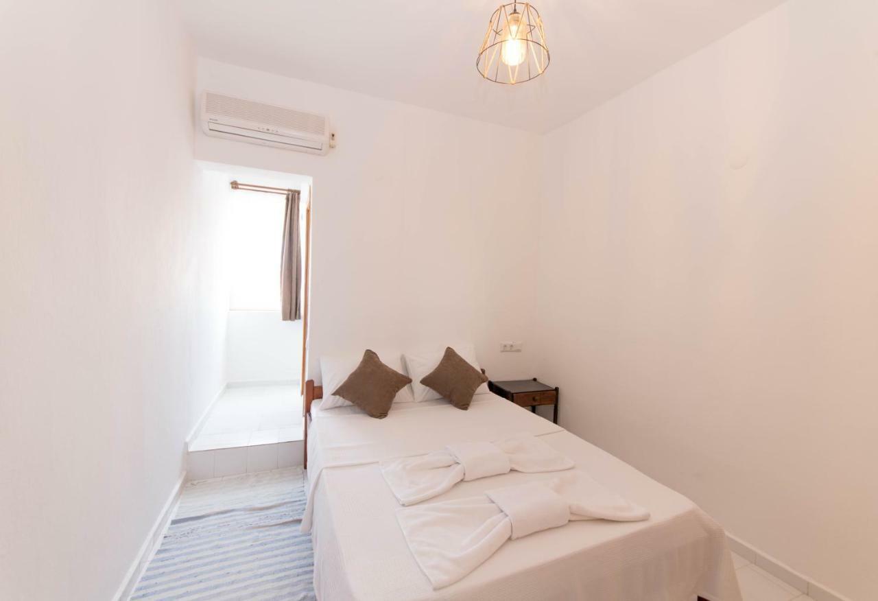 Standart Çift Kişilik Oda - Kısmi Deniz Manzaralı