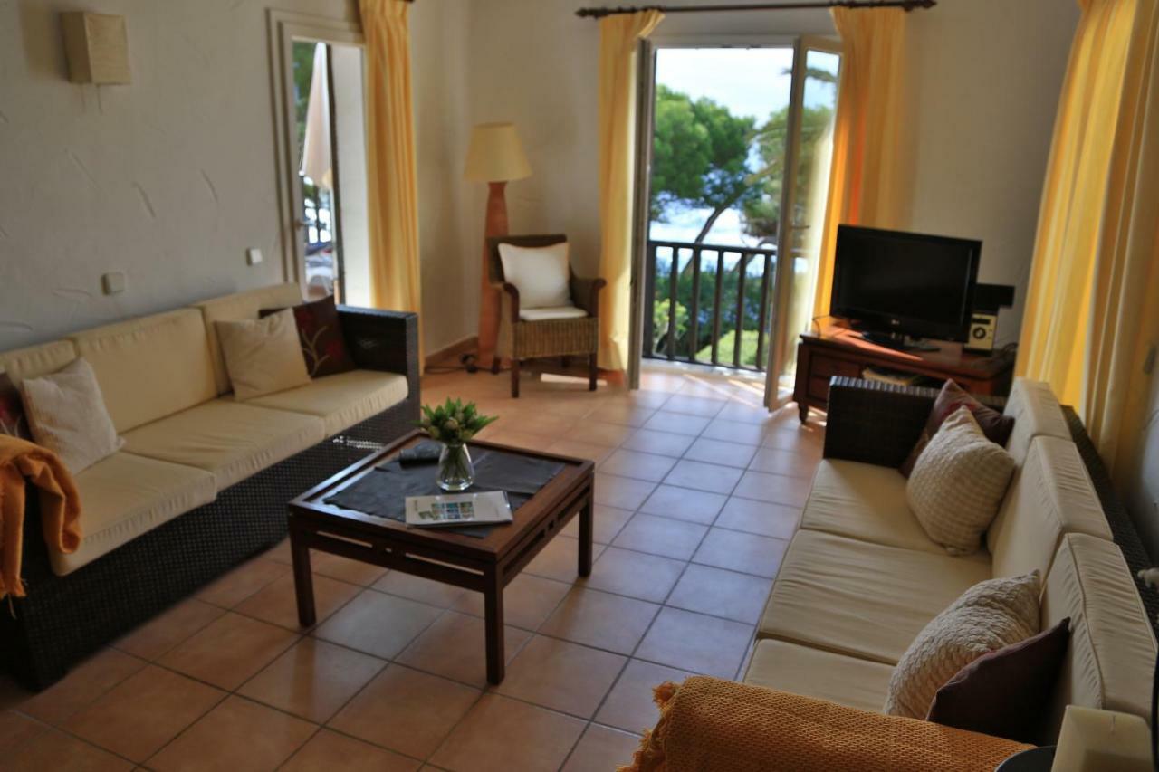 Two-Bedroom Apartment (4 Adults + 2 Children),915793492:JPEG