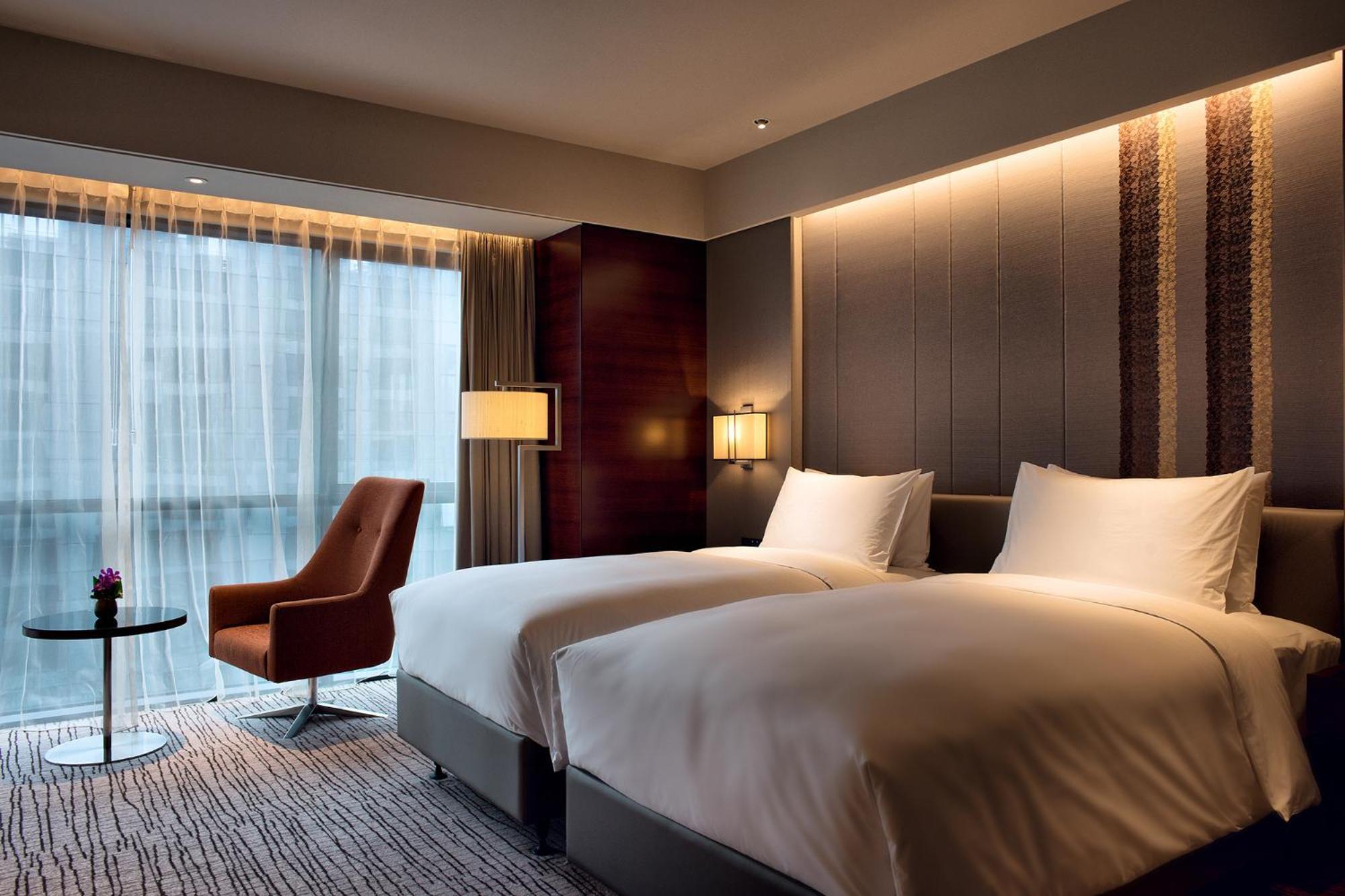 Premier Twin Room