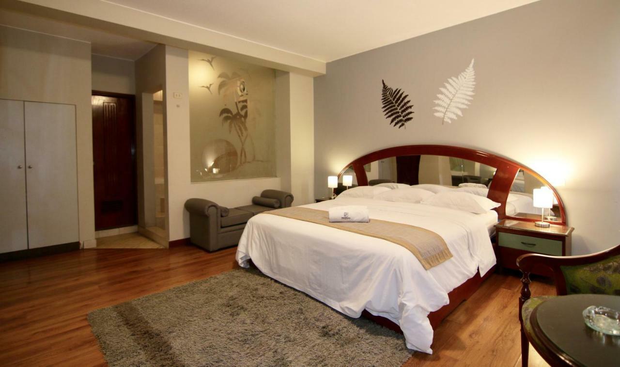 Executive Suite