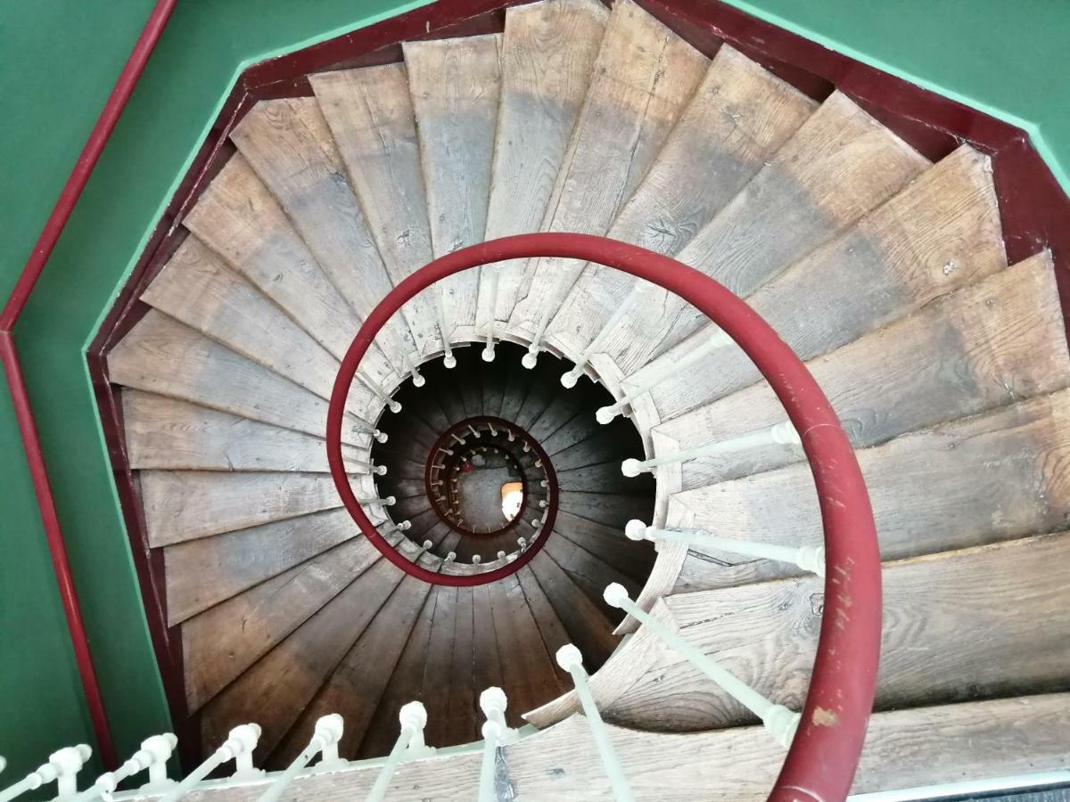 Chambre Triple - Accessible Uniquement par des Escaliers