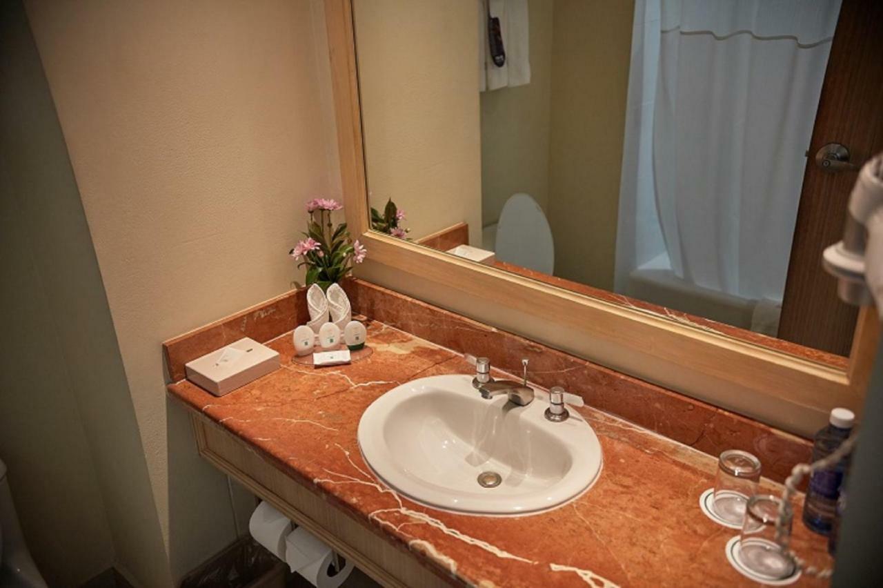 Double Room with Two Double Beds - Non-Smoking