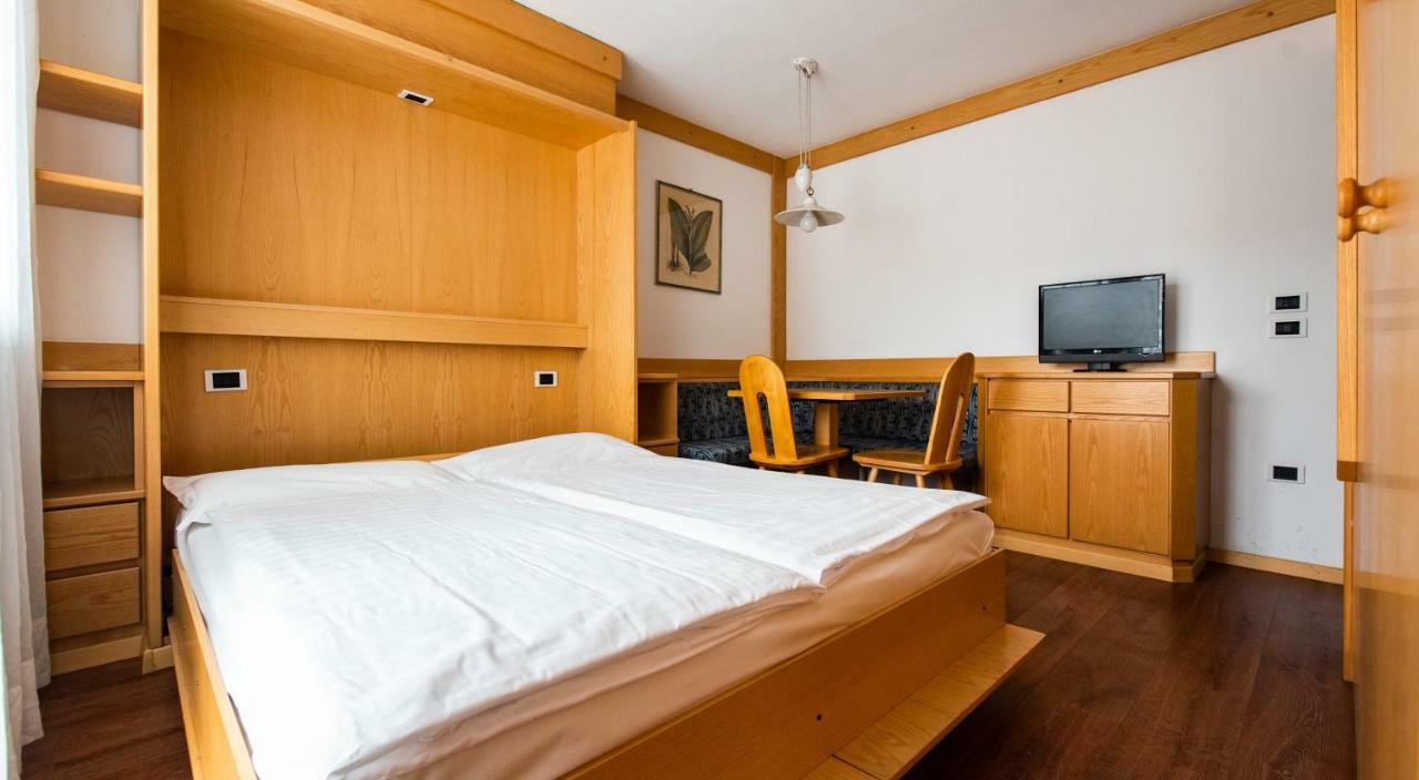 One-Bedroom Apartment (3 Adults)