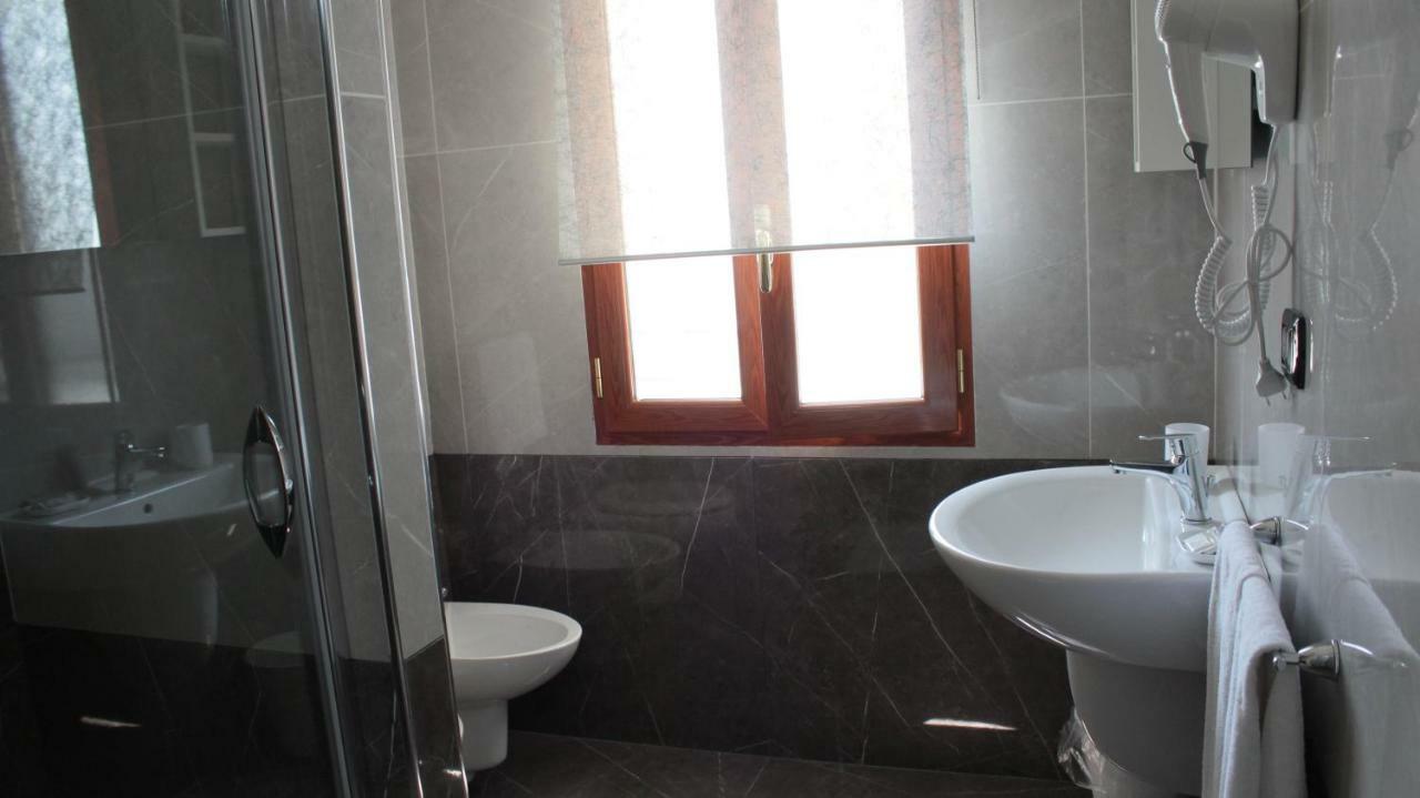 Chambre Double avec Salle de Bains Privative