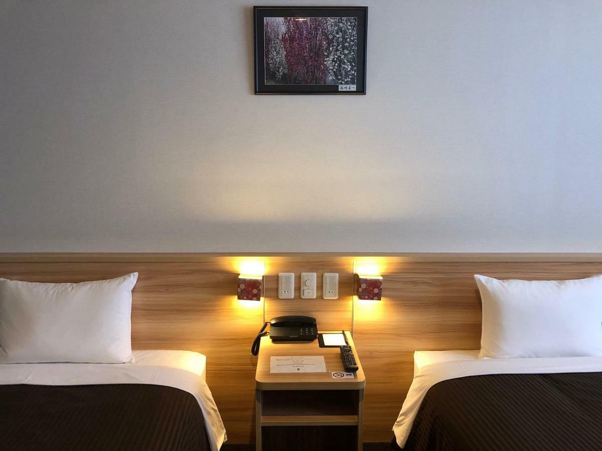 Twin Room Single Use