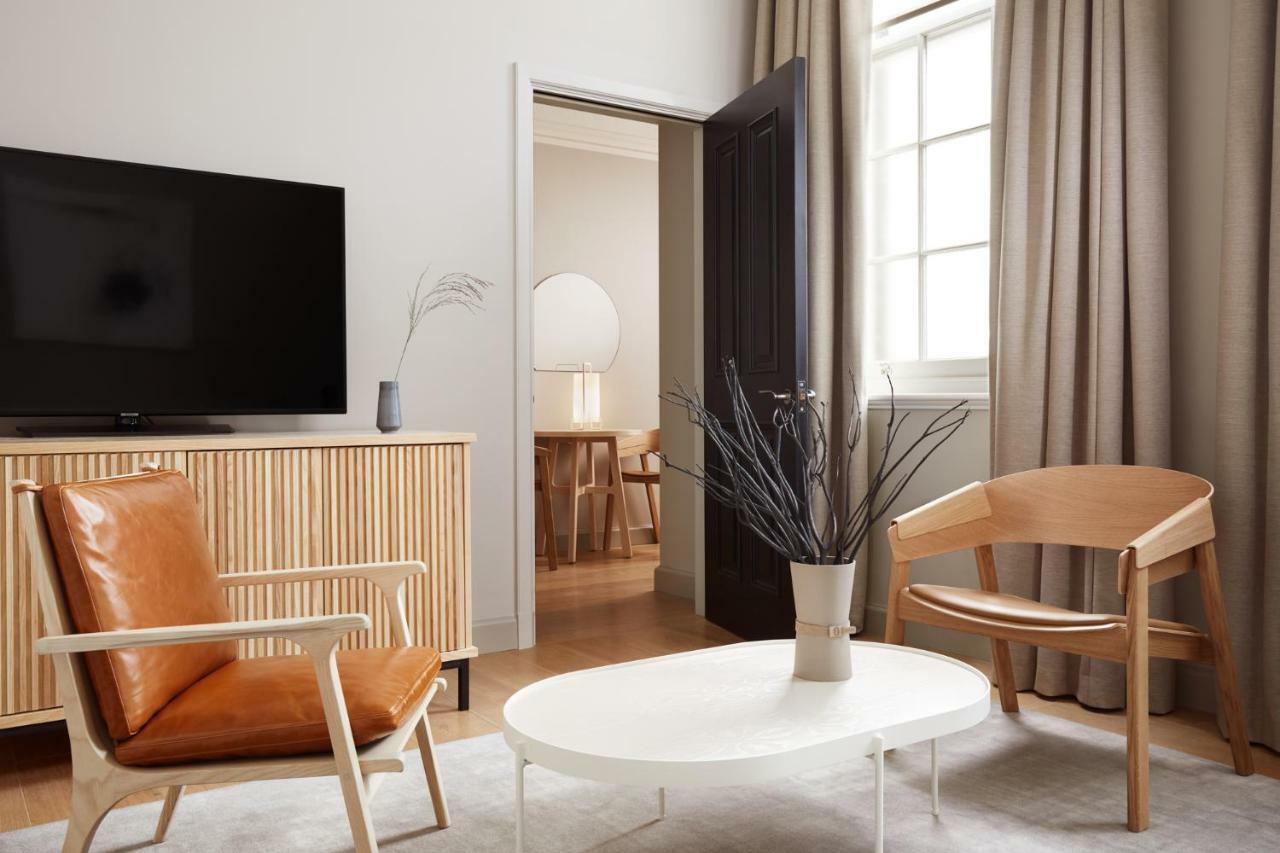 One-Bedroom Suite,926569666:JPEG