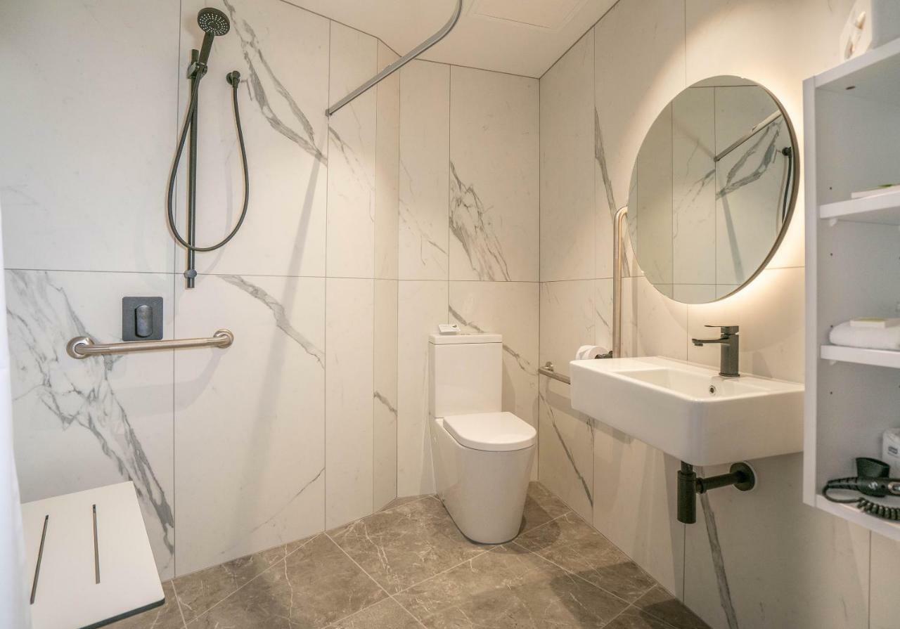 King Room - Disability Access