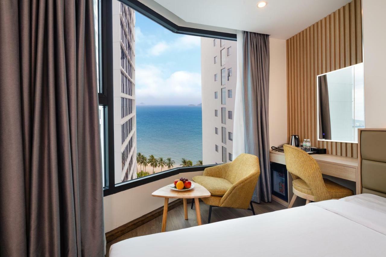 Deluxe Double or Twin Room Sea View,894782224:JPEG