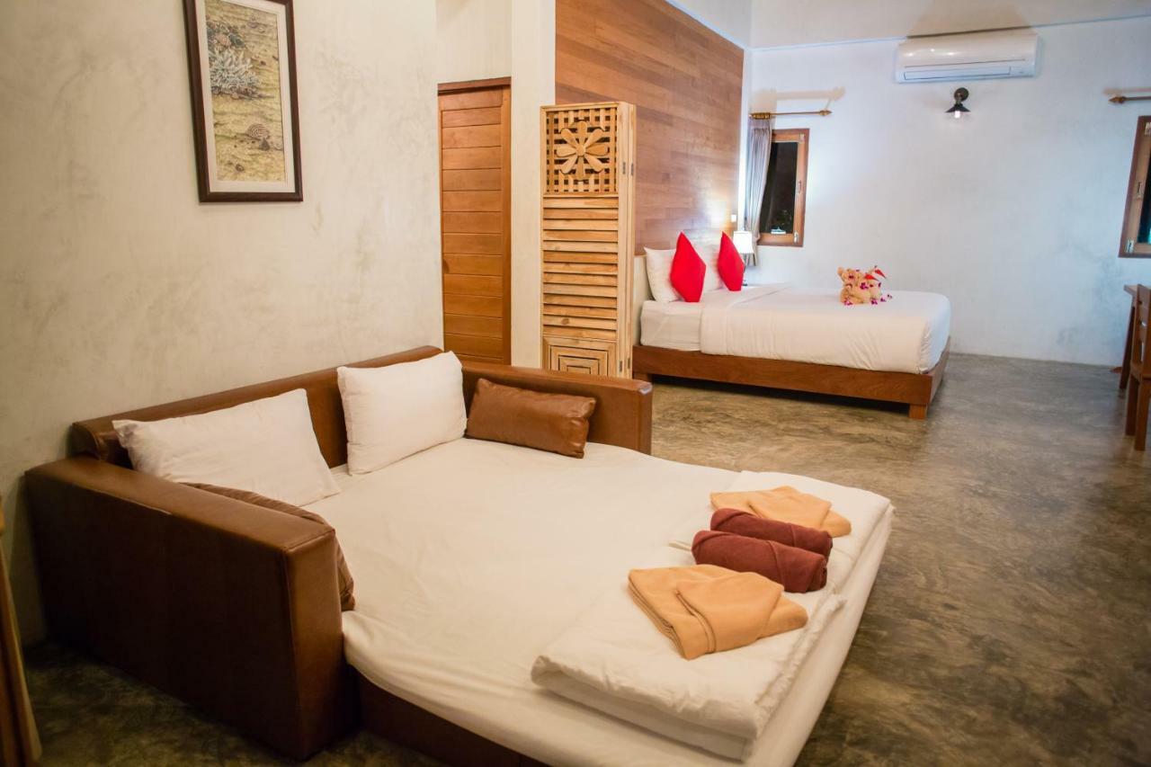 Beach Front Villa,895394734:JPEG